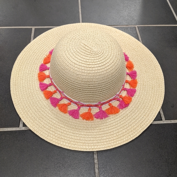 Target Accessories - Sun Hat